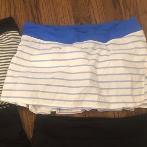 EUC blue and white striped pacesetter skirt- 10